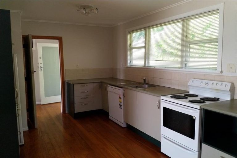 Photo of property in 26 Clifford Road, Johnsonville, Wellington, 6037