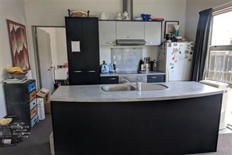 Photo of property in 4 Mackwood Place, Birkdale, Auckland, 0626