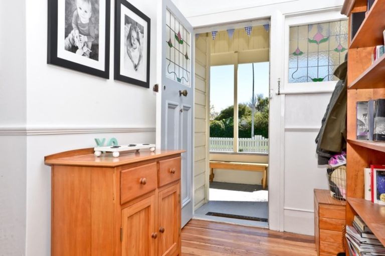 Photo of property in 48 Te Aroha Street, Hamilton East, Hamilton, 3216