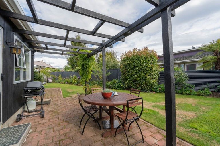 Photo of property in 27 Henry Street, Te Anau, 9600
