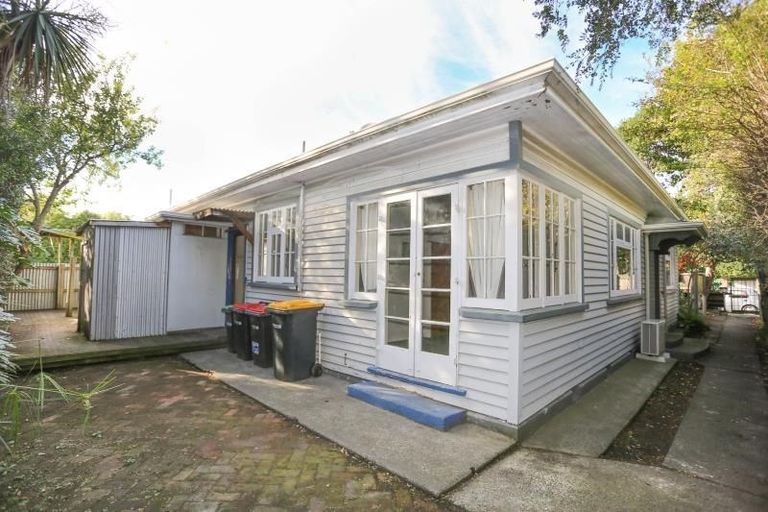 Photo of property in 10 Bartlett Street, Riccarton, Christchurch, 8011