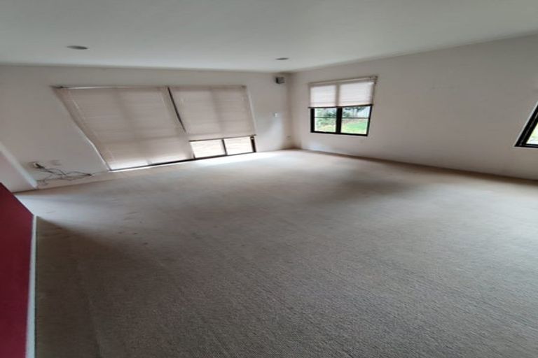Photo of property in 35 Seneca Court, Golflands, Auckland, 2013