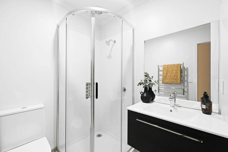 Photo of property in 122/126 Commerce Street, Frankton, Hamilton, 3204