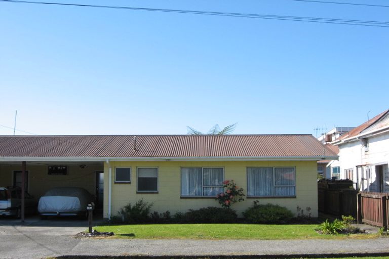 Photo of property in 29 Wakefield Street, Westport, 7825