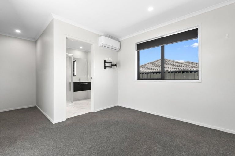 Photo of property in 6 Watene Way, Welcome Bay, Tauranga, 3112