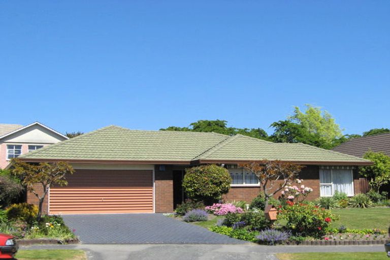 Photo of property in 6 Cottesmore Close, Burnside, Christchurch, 8053