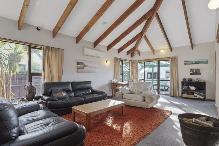 Photo of property in 68 Johns Road, Rangiora, 7400