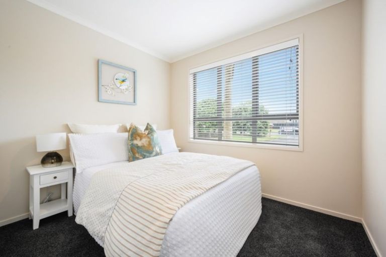 Photo of property in 182 Dawson Road, Flat Bush, Auckland, 2023