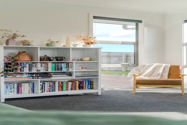 Photo of property in 6 Nore Street, Waihola, Milton, 9073