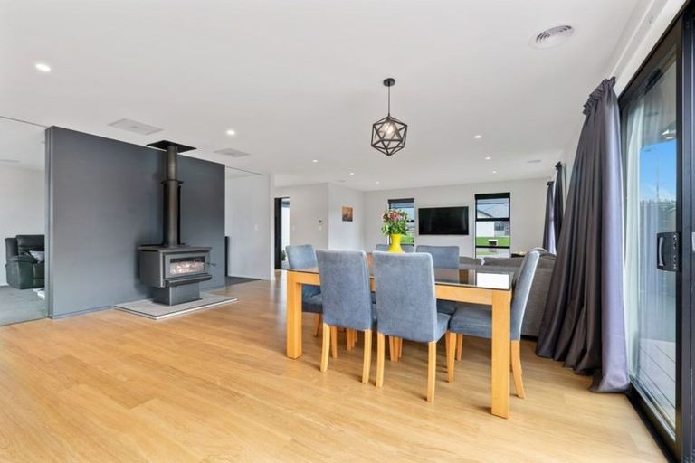 Photo of property in 31 Kingsdowne Drive, West Melton, 7618