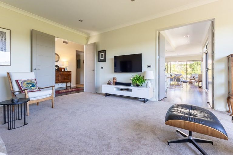 Photo of property in 4 Pateke Way, Paraparaumu Beach, Paraparaumu, 5032