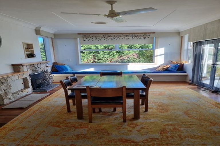 Photo of property in 13 Wyndham Street, Carterton, 5713