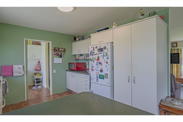 Photo of property in 393 Naughton Road, Kerrytown, Timaru, 7975