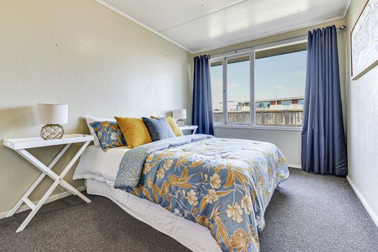 Photo of property in 10 Lugton Street, Nawton, Hamilton, 3200