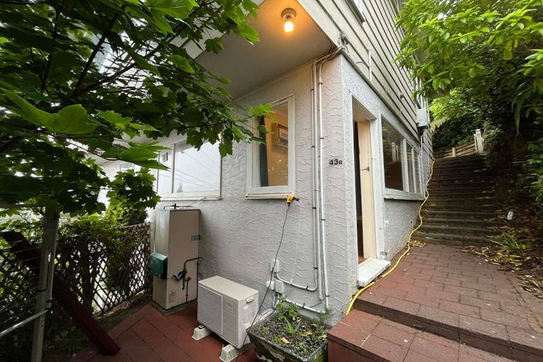 Photo of property in 43a Baroda Street, Khandallah, Wellington, 6035