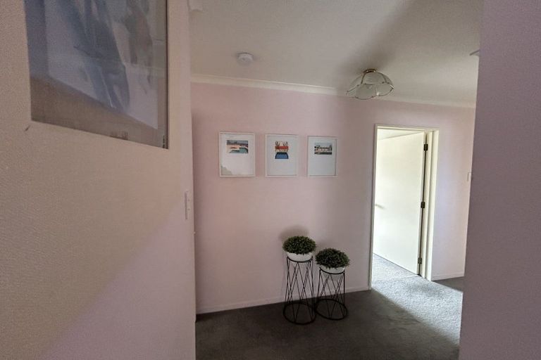 Photo of property in 40 Capell Avenue, Lake Hawea, 9382