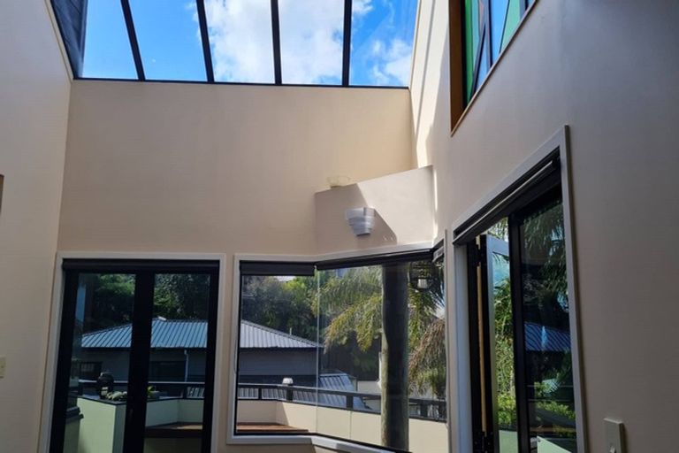 Photo of property in 10 Dorrit Lane, Howick, Auckland, 2014