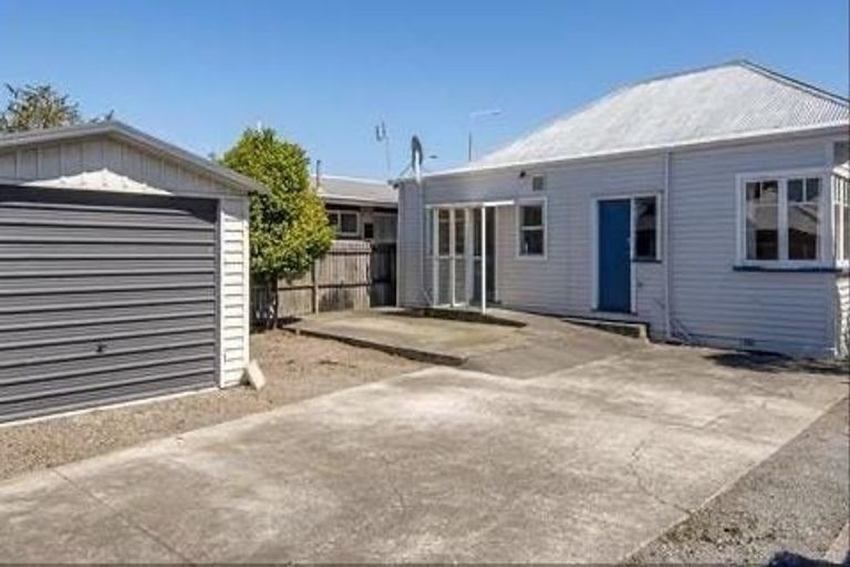Photo of property in 120 Lincoln Road, Addington, Christchurch, 8024
