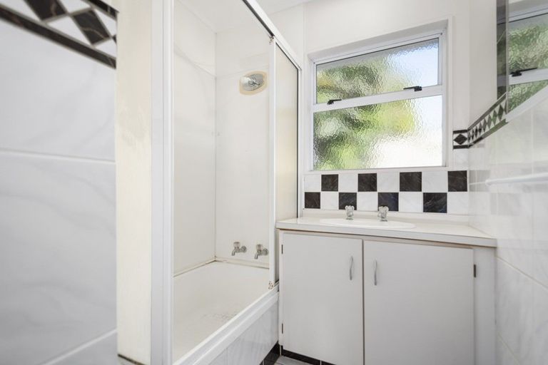 Photo of property in 99 Jonathon Street, Brookfield, Tauranga, 3110