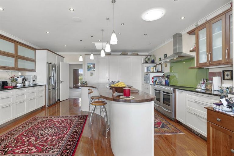 Photo of property in 17 Cooneys Drive, Matua, Tauranga, 3110