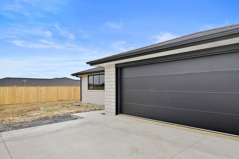 Photo of property in 14 Chardonnay Way, Te Kauwhata, 3710