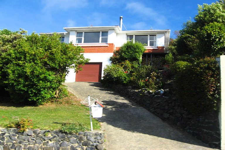 Photo of property in 69 Centennial Avenue, Helensburgh, Dunedin, 9010