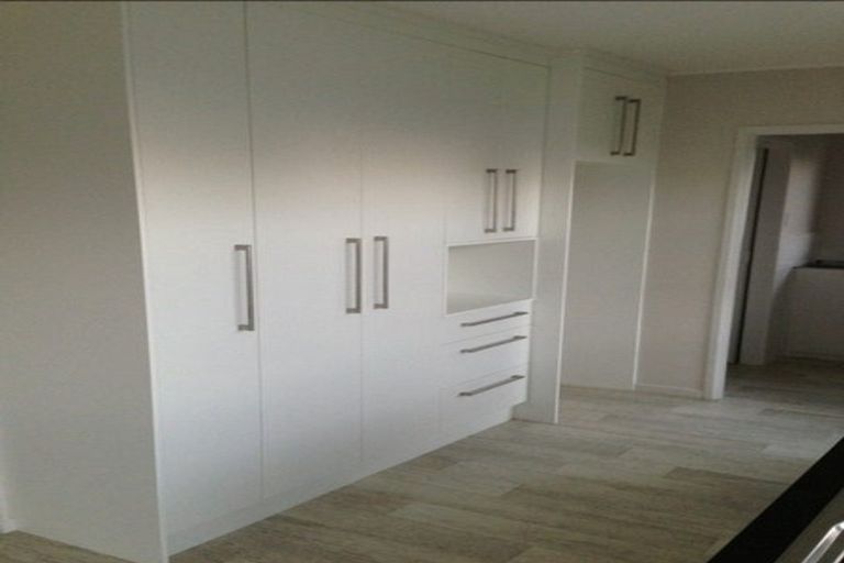 Photo of property in 16 Fairlight Place, Manurewa, Auckland, 2102