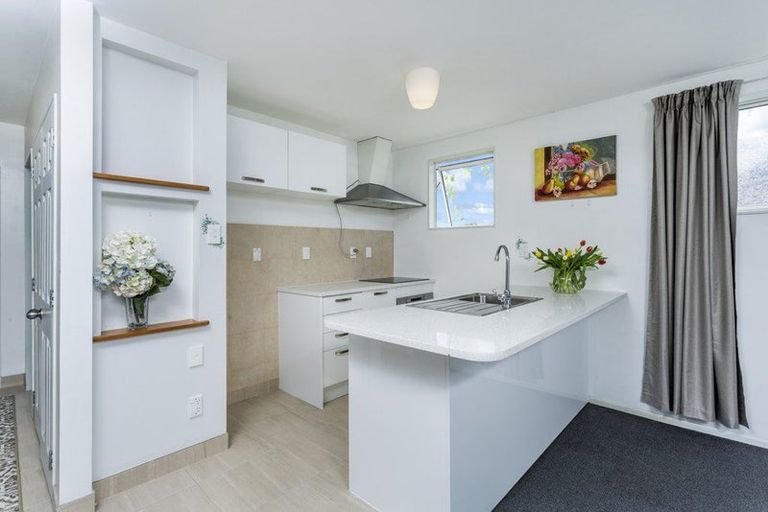 Photo of property in 44a Waverley Avenue, Glenfield, Auckland, 0629