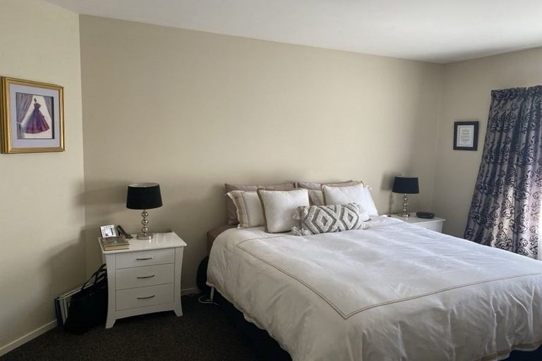 Photo of property in 6 Magnolia Lane, St Albans, Christchurch, 8052