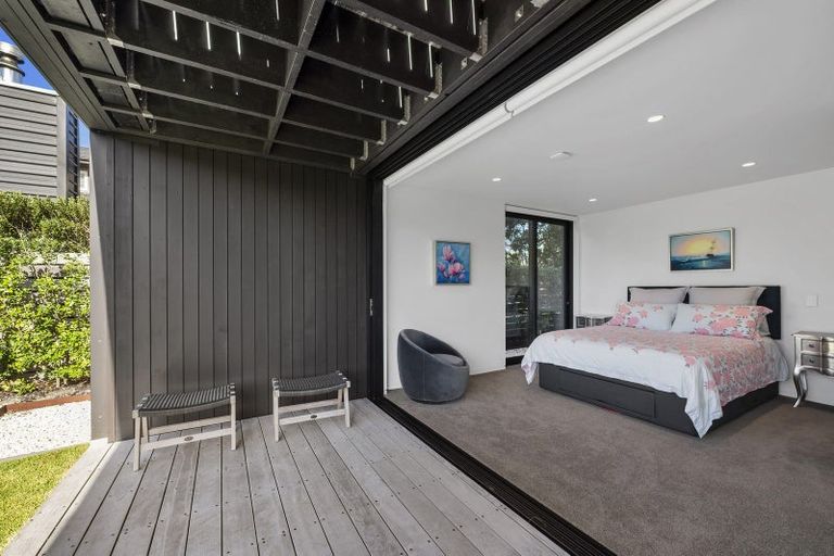 Photo of property in 57 Taumata Road, Omaha, 0986