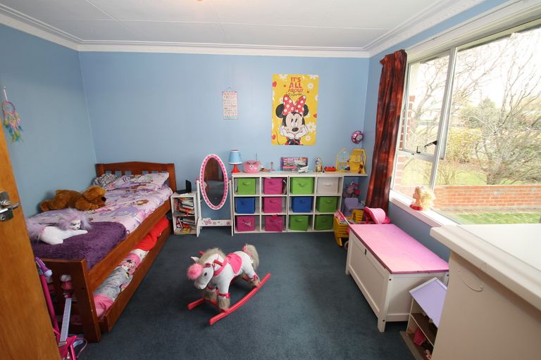 Photo of property in 18 Soper Road, Mosgiel, 9024