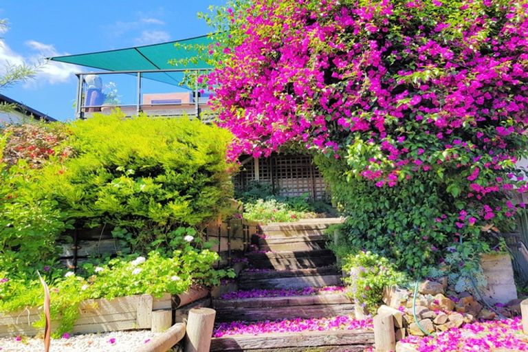 Photo of property in 45 Ranui Crescent, Diamond Harbour, Lyttelton, 8971