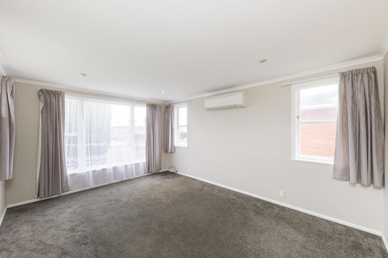 Photo of property in 18 Ronberg Street, Highbury, Palmerston North, 4412