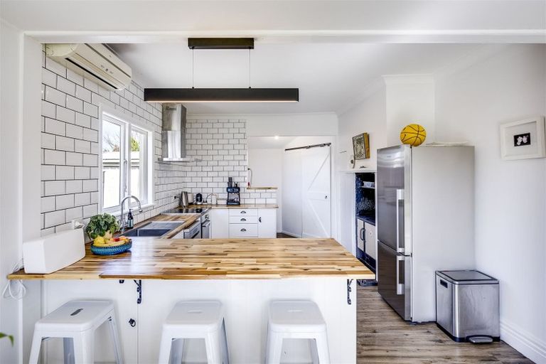 Photo of property in 6 Forward Street, Greenmeadows, Napier, 4112