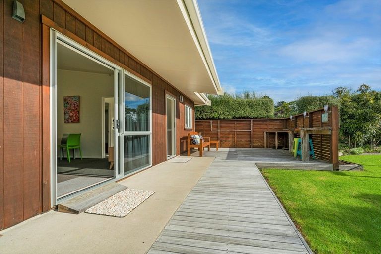 Photo of property in 38 Kawhero Drive, Kuaotunu, Whitianga, 3592