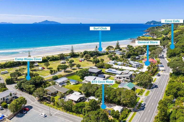 Photo of property in 873 Cove Road, Waipu, 0582