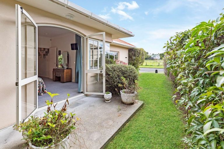 Photo of property in 3 Barnett Drive, Marton, 4710