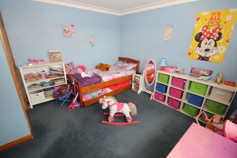 Photo of property in 18 Soper Road, Mosgiel, 9024