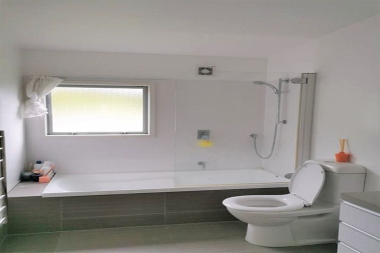 Photo of property in 65 Saddleback Grove, Karori, Wellington, 6012