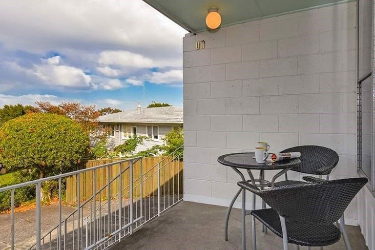 Photo of property in 159 Coronation Road, Mangere Bridge, Auckland, 2022