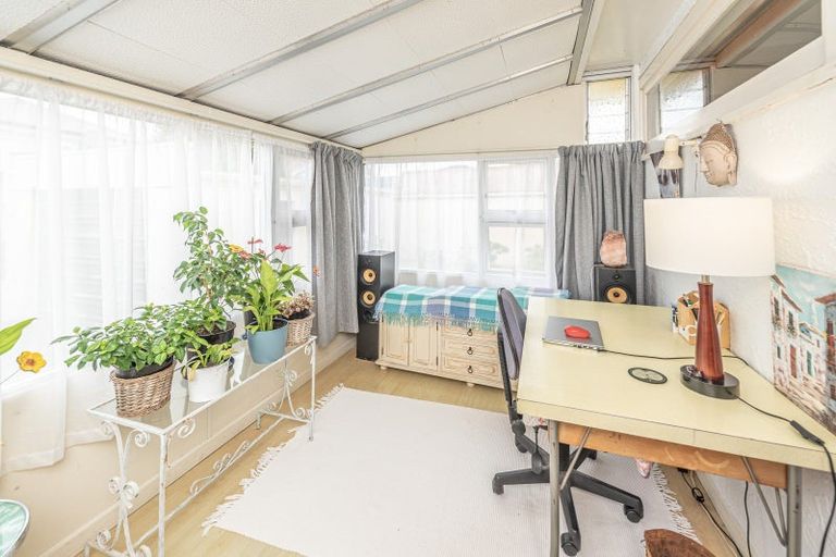 Photo of property in 1 Plunket Street, Durie Hill, Whanganui, 4500