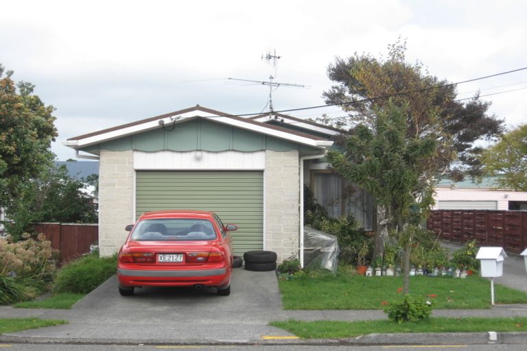 Photo of property in 46 Pilmuir Street, Hutt Central, Lower Hutt, 5010
