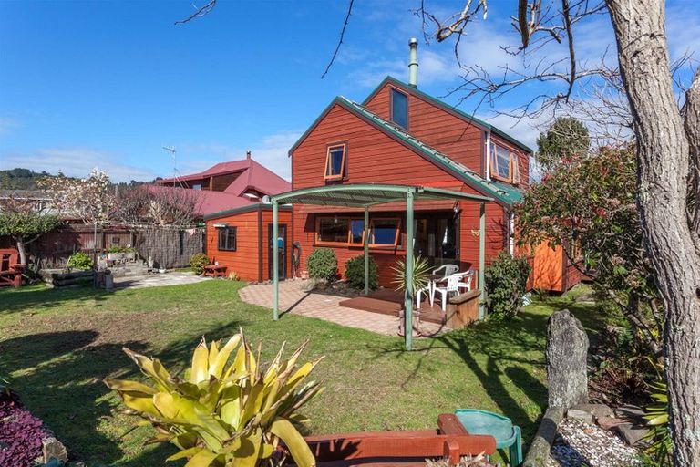 Photo of property in 111 Brook Place, Whangamata, 3620