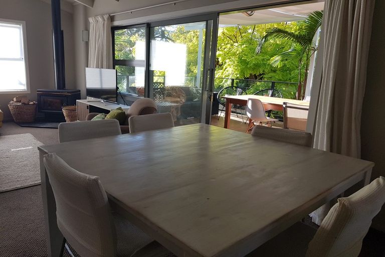 Photo of property in 56 The Circle, Manly, Whangaparaoa, 0930