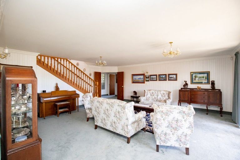 Photo of property in 15 Walton Place, Ngatea, 3503