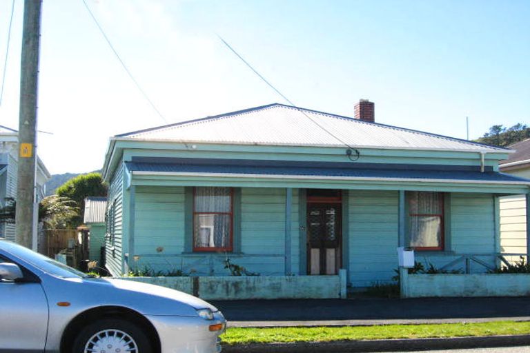 Photo of property in 11 Murray Street, Greymouth, 7805