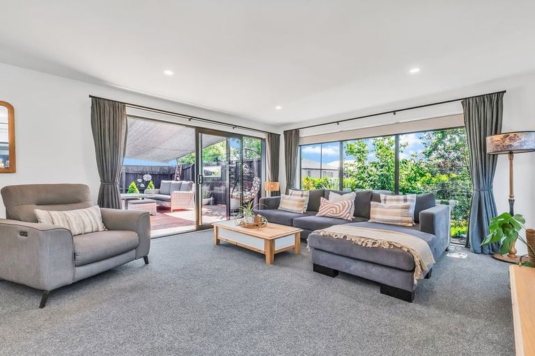 Photo of property in 17 Burrow Street, Rolleston, 7614