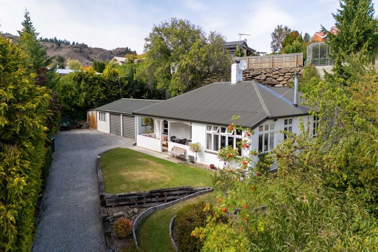 Photo of property in 9 Old Bridge Road, Bridge Hill, Alexandra, 9320