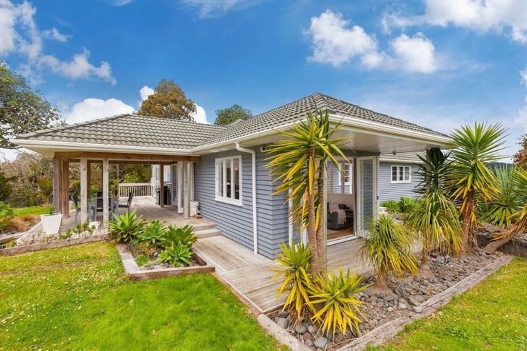 Photo of property in 614 Haruru Road, Kaukapakapa, 0873