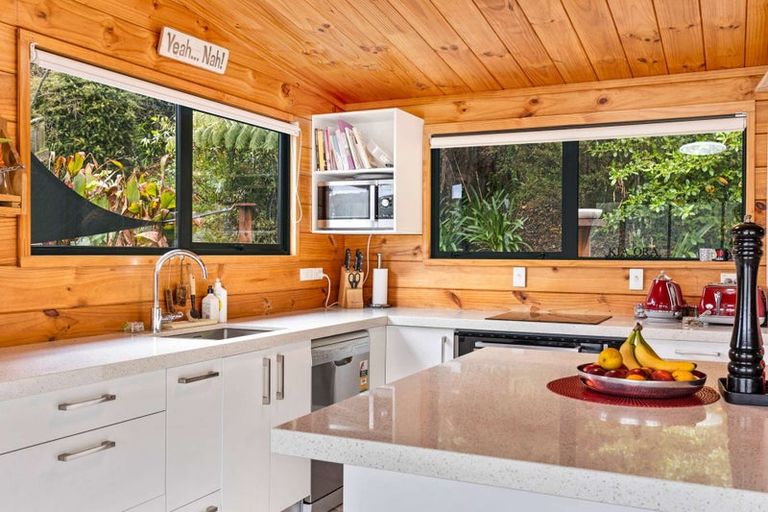 Photo of property in 9a Finlay Grove, Waikawa, Picton, 7220